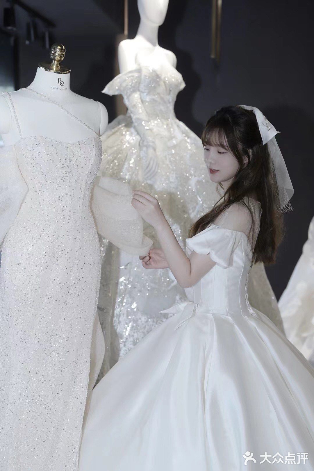 在婚纱店当在逃公主👸