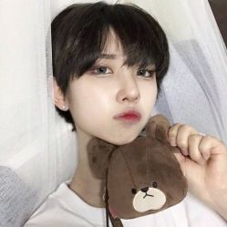 -Miracle集简美发沙龙