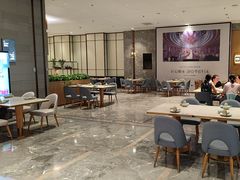 -泓历皇朝酒店(东亭店)