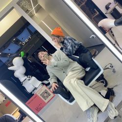 -CE·专业蛋白•羽毛接发·潮色烫染品牌店
