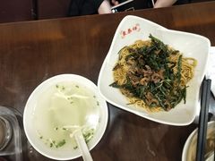 开洋葱油拌面-东泰祥生煎馆(陕西南路店)