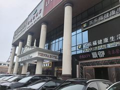 -朱记乳鸽王·非遗石岐乳鸽·全鸽宴(大兴旗舰店)