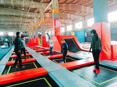 -嗨蹦Hi Boom蹦床工厂·蹦床公园