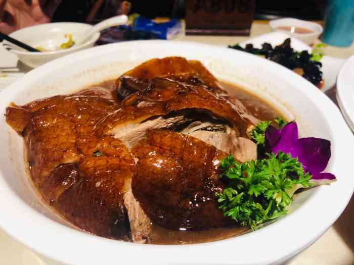 隆隆金大茶楼(地王广场店)