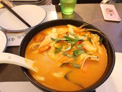 -美奈小馆·越南料理(中航城君尚购物中心店)