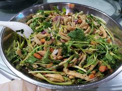 芫茜葱捞鹅肠-石岐乳鸽村(南海第三分店)