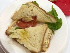 -爱睿思儿童早教亲子游泳(万象城店)