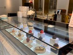 -Fridi Patisserie Cafe