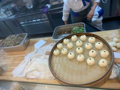 -李与白包子铺(桐梓林店)