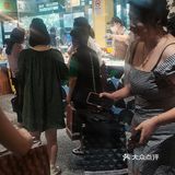 在上海，实在有太多看不懂的事情了