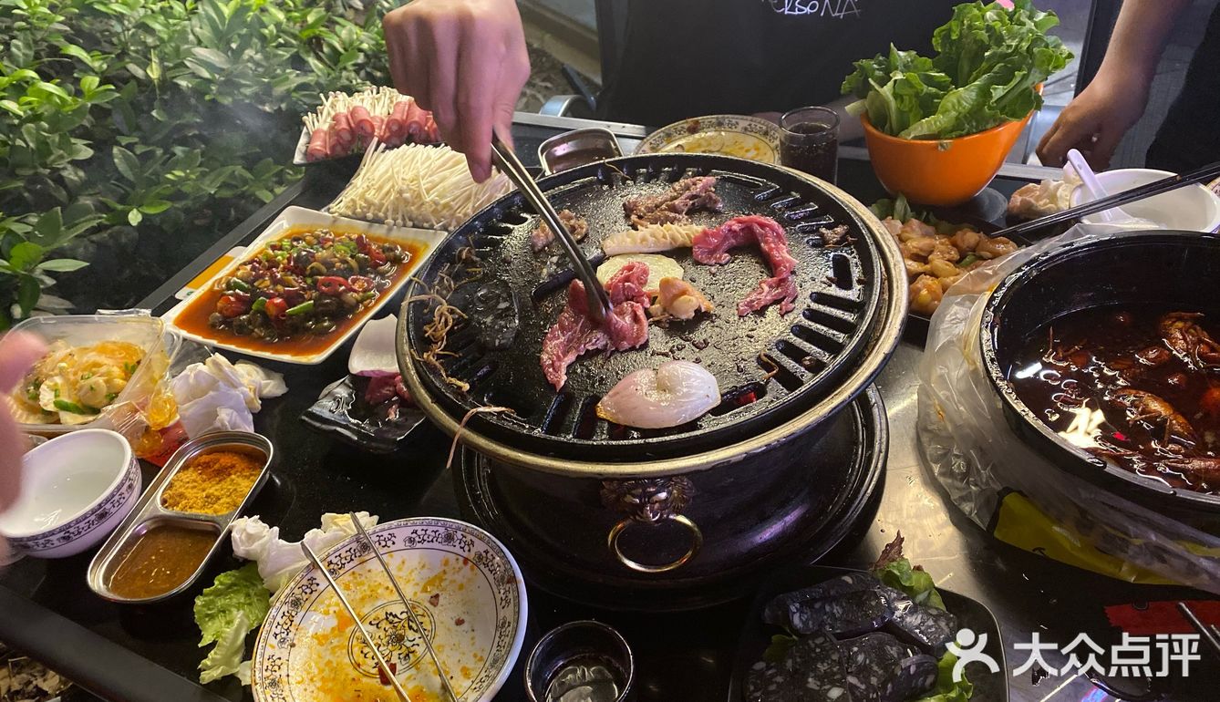 烧烤一条GAI  环境： 在康康谷偏里面些