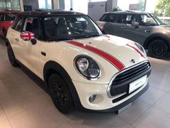 -南充通源宝马4S店(高坪店)