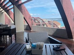 -三亚湾海居铂尔曼度假酒店