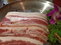 -围炉肉舍•炭烤活鳗•丹东海鲜烤肉(步行街店)