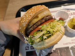 -The Habit Burger Grill 哈比特汉堡(复兴soho店)