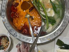 -尚品海鲜肥牛自助火锅(湖明店)