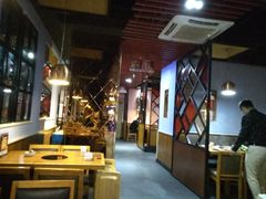 大堂-傣妹火锅(南京东路一店)