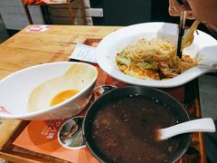 赤豆暖心小圆子-海盗虾饭·剥好的小龙虾饭(上地辉煌店)