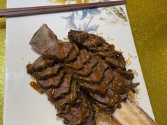 香煎安格斯牛肋骨-广州塔晖粤轩中餐厅
