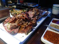 烤羊腿-三个蒙古大叔羊肉串(大宁店)