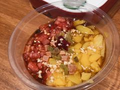 -牛小嫩串串火锅(老国贸总店)