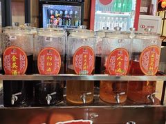 -年辉渔村·非遗传承餐厅(新丰江店)