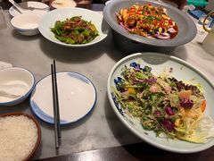 -湘渝人家·川湘菜(十里河店)