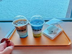 -抱抱地球咖啡馆(国家海洋博物馆店)