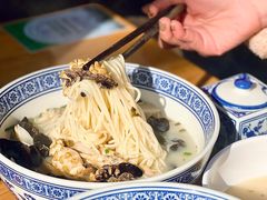 -沪西老弄堂面馆(定西路店)