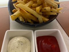 -Golden Lily河内巴黎法越料理餐厅(建国西路店)