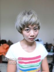 点击看大图 iphone_upload_pic-HairCode芭曲发型