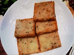 茨饭糕-东方明珠老上海8号餐厅