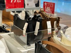 -优衣库(上海颛桥万达广场店)