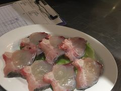 -胡须佬鸡煲四季火锅店(石厦西村直营店)