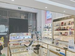 -世纪大明眼镜·蔡司战略授权店(汉街店)