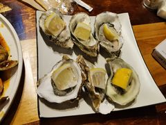 -臻鲜燕海鲜融合餐厅(金陵style店)