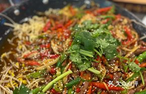 Spicy Fresh Pepper Beef Strips
