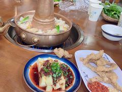 -岳记兴隆·青城腊排铜火锅(融创店)