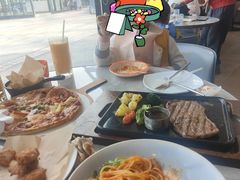 -必胜客(尹山湖歌林公园店)