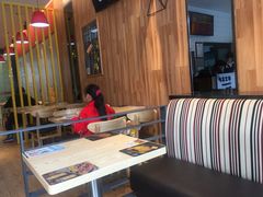 卡座-尊宝比萨(空港国际店)