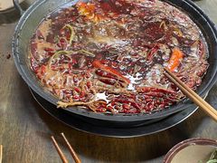 -黄潇洒老火锅(九眼桥宏济巷店)