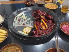 秘制鸳鸯锅-谭记重庆老火锅(总店)