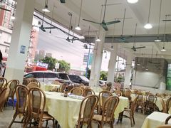 大堂-标记美食新鲜猪杂(兴南大道店)
