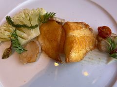 香煎鳕鱼配烟熏菜花酱-北京金融街丽思卡尔顿酒店·意味轩 Cepe