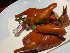 脆皮乳鸽-解香楼(八盘岭路店)