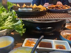 -明洞阿姨·韩式酱蟹烤肉·创意料理(三元桥店)