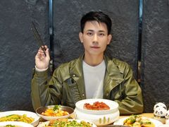 -嫩芽 ·地道重庆菜(十八梯露台夜景店)