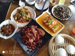 -隔壁老王·家常云南菜(花巷店)