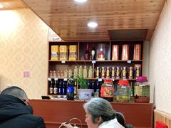 -乡土特色.冷锅鱼.牦牛肉汤锅