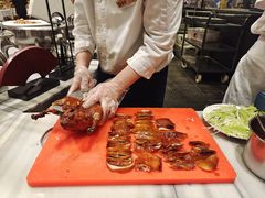 片皮烤鸭-芭菲盛宴·环球美食(解放碑英利国际店)
